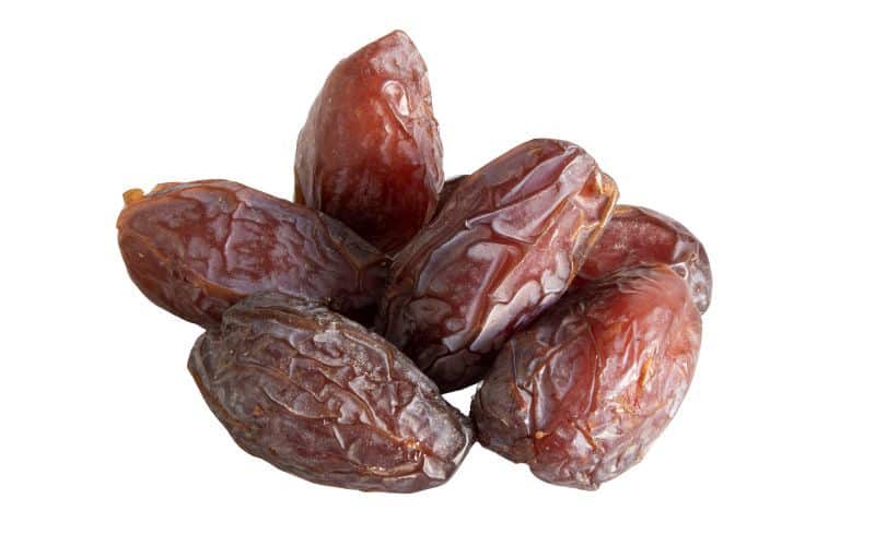 Picky Eater Approved: 6 Ways to Offer Dates For Kids