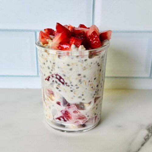 Easy Make-Ahead Breakfast for Kids: Strawberries and Cream Overnight Oats